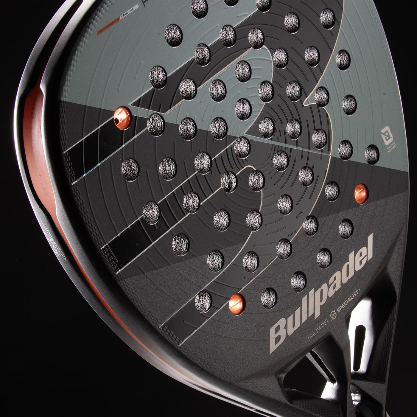 Bullpadel HACK 04 Comfort 2026 Padel Racket - Image 7